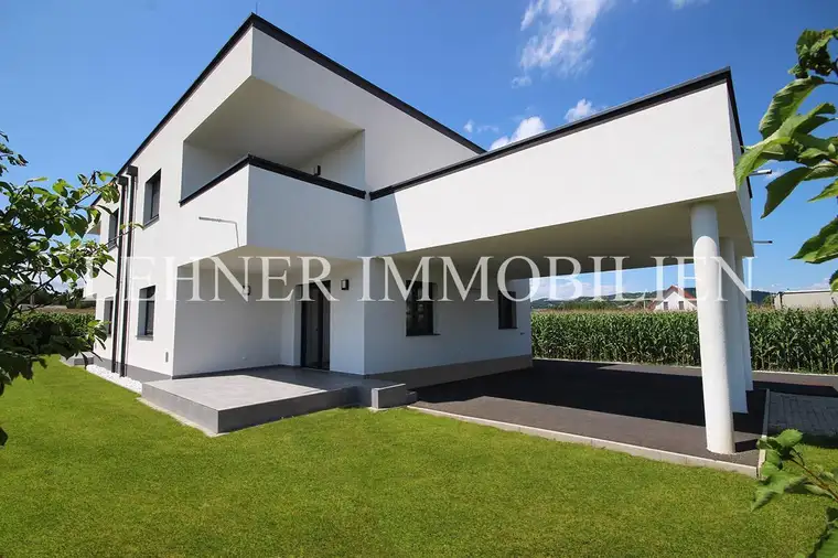 * TOLLE DOPPELHAUSHÄLFTE MIT GARTEN UND DACHTERRASSE *