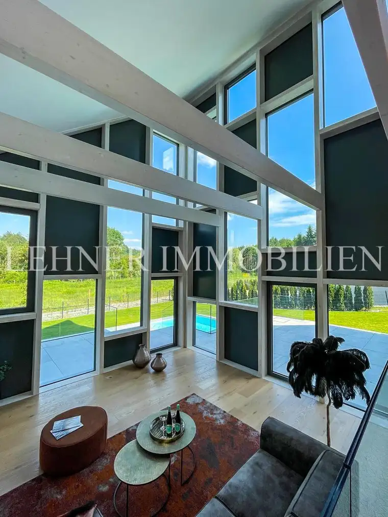 *** TOBELBAD - LUXUS CHALET MIT BEEINDRUCKENDER GALERIEHÖHE IN IDYLLISCHER WALDRANDLAGE ***