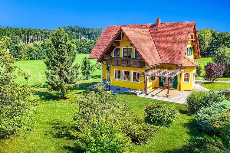 * Pichling bei Stainz * LANDHAUS AUF 1.687 M² GRUND IN HERRLICHER RUHELAGE *