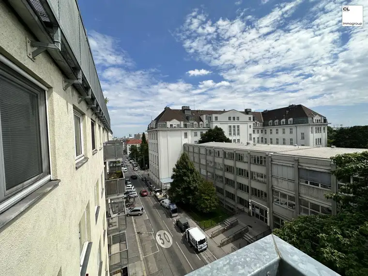Traumhafte 6-Zimmer-Wohnung in 1190 Wien – Sanierungsbedürftig mit Balkon und Loggien!