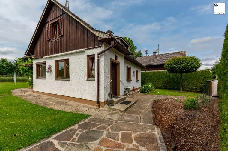 Ihr neues Zuhause mit Charme, Werkstatt und romantischem Wintergarten – Einfamilienhaus mit großem Garten in Attnang-Puchheim