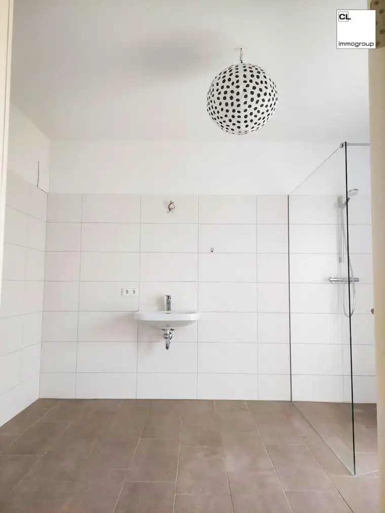 Schmucke 2-Zimmerwohnung mit großem Badezimmer und Garten!