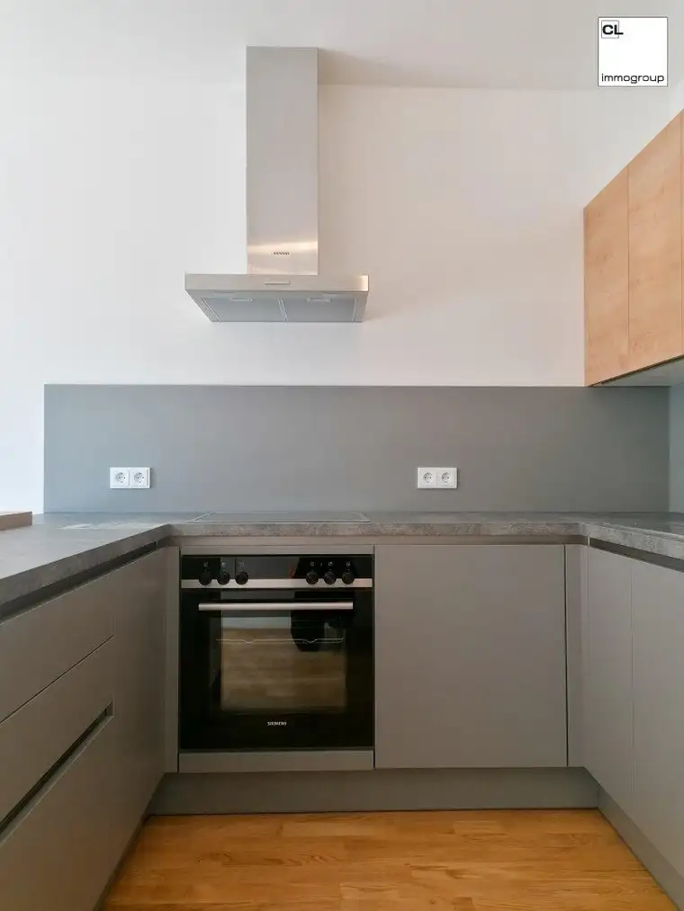 Neuwertige Garçonnière in Eggelsberg: Balkon, Garage und moderne Ausstattung!