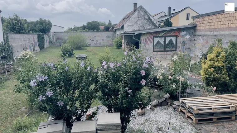 Traumhaftes Mehrfamilienhaus in Prottes – 10 Zimmer, Garten, vollrenoviert!