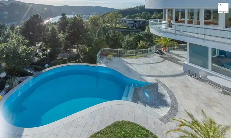 Unikat: LUXUSVILLA im ‚Beverly Hills‘ von Linz