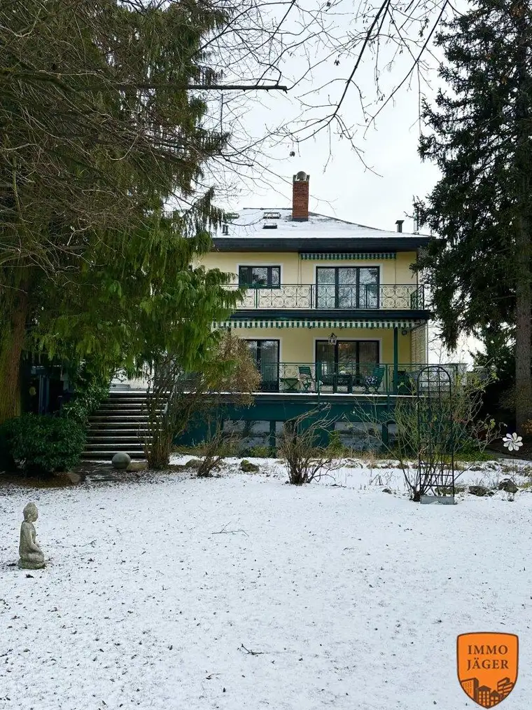 Provisionsfrei - Herrschaftliche Villa am Froschberg