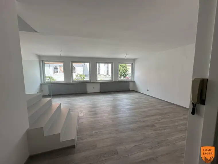 Großzügige 5-Zimmer-Terrassenwohnung in Perg – Ihr neues Zuhause für 1.800,00 €!