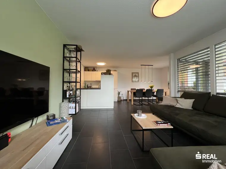 Schöne 3-Zimmerwohnung mit Terrasse