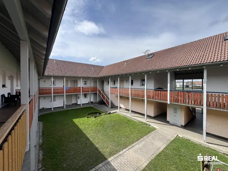 Ideal für Familien oder Investoren: 6-Zimmer-Wohnung mit Option auf zwei separate Einheiten