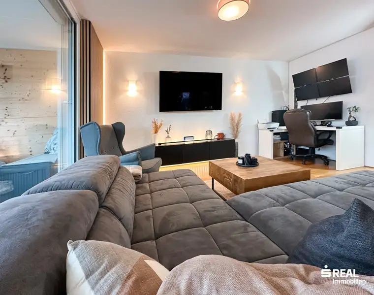 Neuwertige 4-Zimmer-Wohnung mit toller Sonnenterrasse
