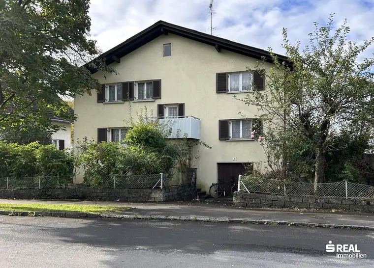 Interessantes Grundstück mit Altbestand