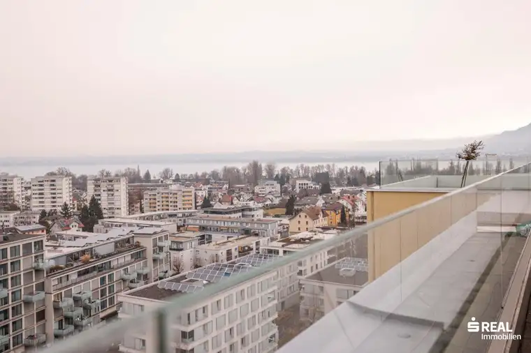 Über den Dächern von Bregenz – modernisierte Penthousewohnung inkl. Möblierung &amp; Tiefgarage