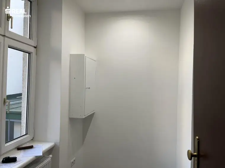sREAL - Moderne Traumwohnung in 1160 Wien - Vollrenoviertes Juwel zum unschlagbaren Kaufpreis von 275.000,00 €!