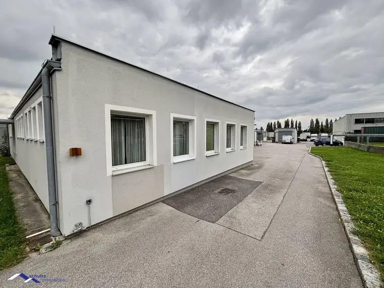 SCHULTZ IMMOBILIEN - Interessante Betriebsimmobilie zu mieten!