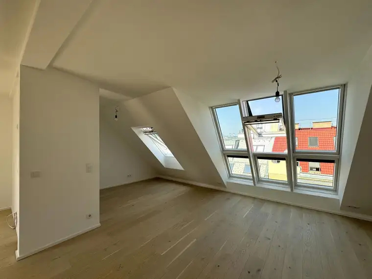 Klimatisierter Wohntraum mit Terrasse!