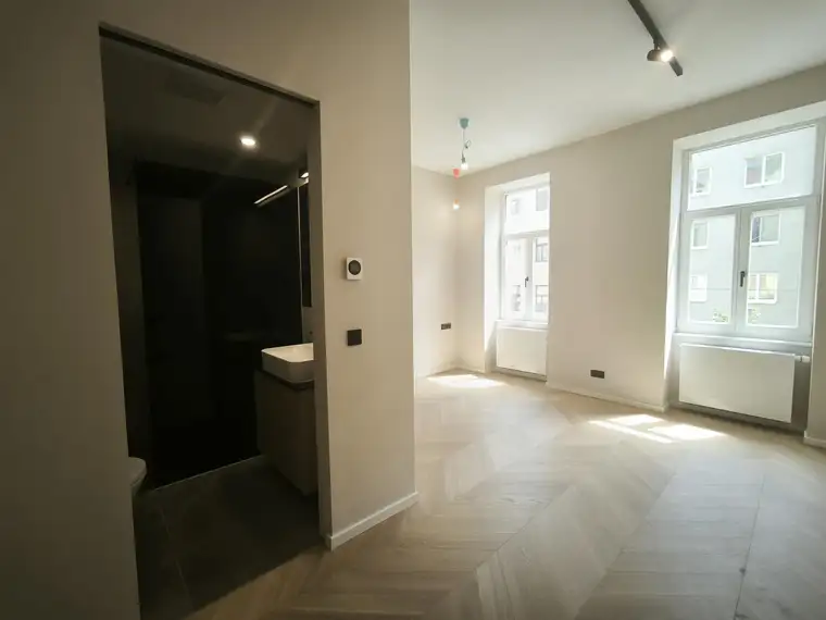 Hochwertig sanierte Altbauwohnung in begrüntem Umfeld