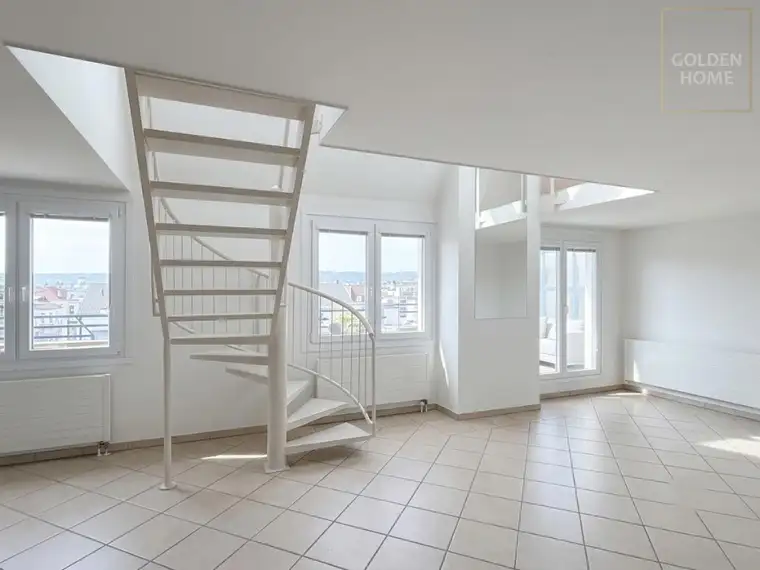 Geräumiges Juwel mit Panoramablick im begehrter Lage