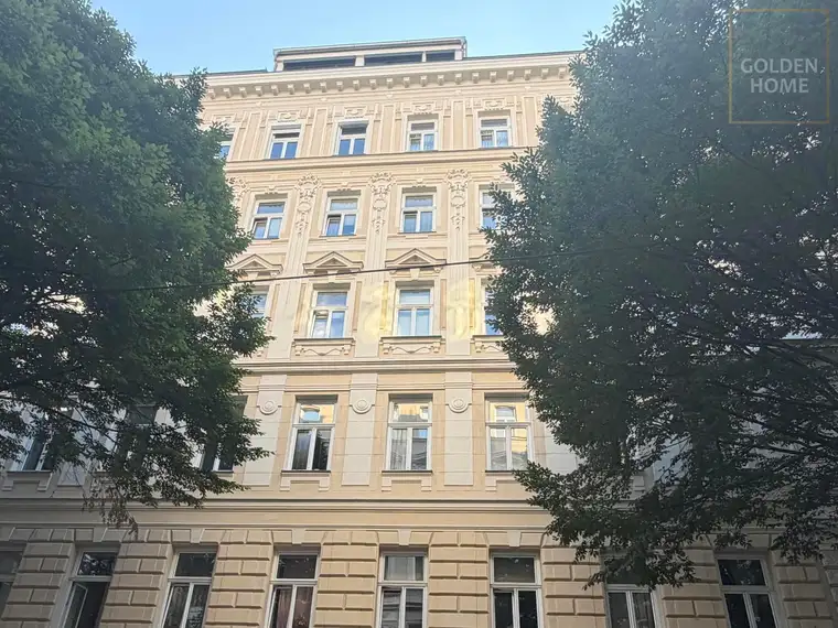 Wiener Altbauflair trifft modernen Wohnkomfort