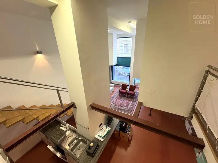 Architekten-Etagen-Wohnung mit Gemeinschaftsgarten Nähe Volksoper!