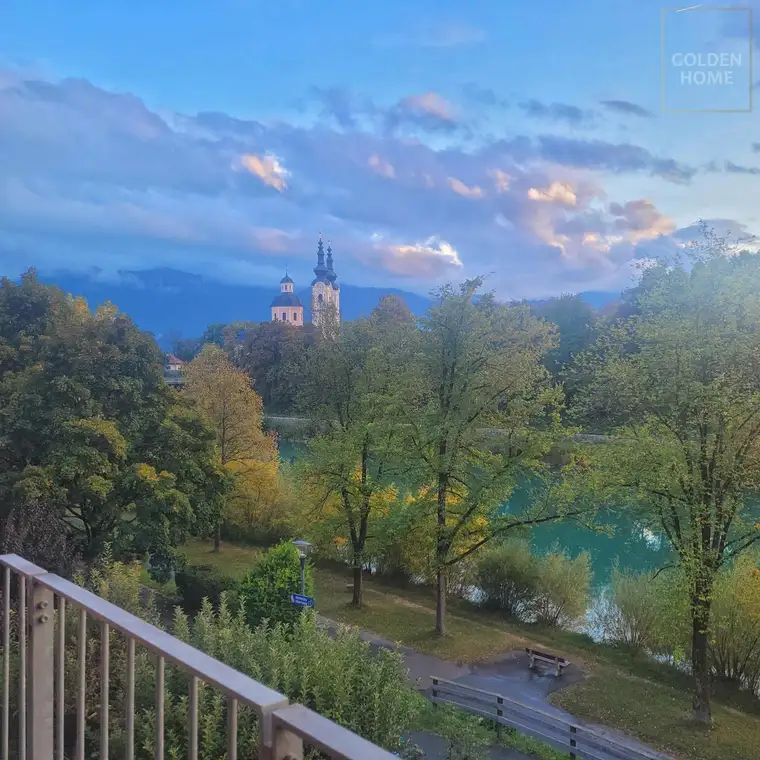 Zentrumsnah wohnen mit Sonne &amp; Weitsicht – TG-Stellplatz inklusive!