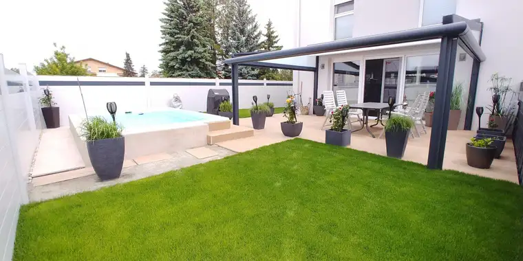 WIE NEU ! Exklusives Reiheneckhaus mit POOL in idyllischer Ruhelage – Perfekt für Paare &amp; Familien, VOLLAUSSTATTUNG !