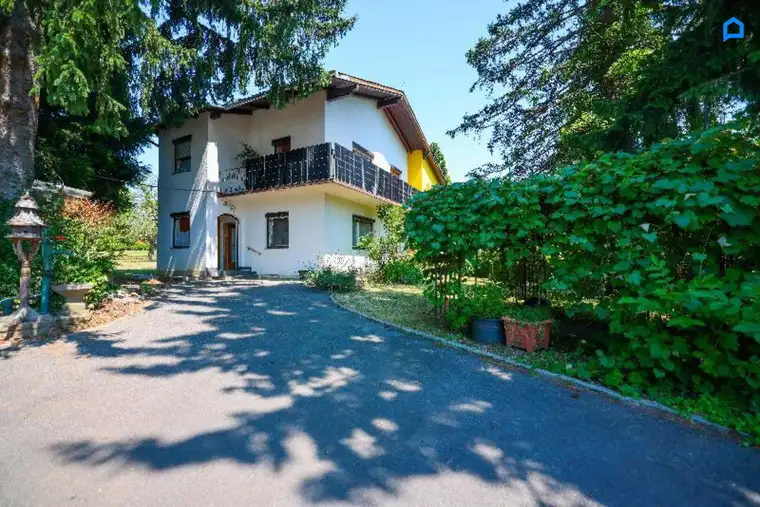 Einfamilienhaus, Zentrumsnähe mit Grünruhelage – Baugrundstück mit Entwicklungspotenzial - 1540m² Grund- für Bauträger- Familien - Investoren