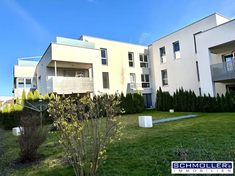 Schöner Wohnen in Stadtnähe - 4 Zimmer-Wohnung mit großer Terrasse