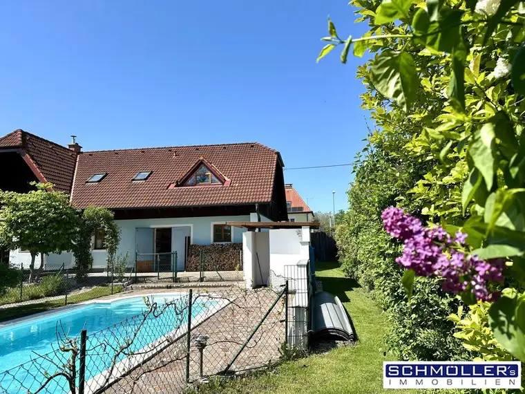 Familiendomizil mit Pool und Gartenparadies am Stadtrand von Wels
