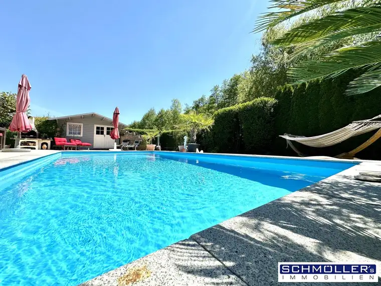 Wohlfühl-Bungalow mit Pool in idyllischer Lage