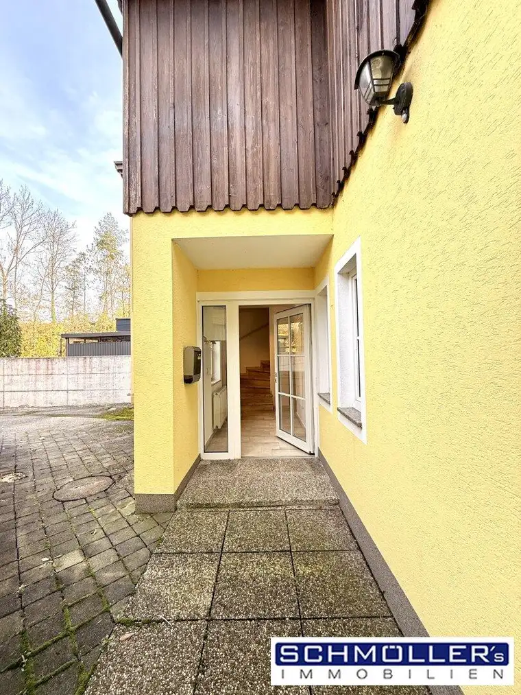 Sonnige Doppelhaushälfte in Traunufer-Nähe