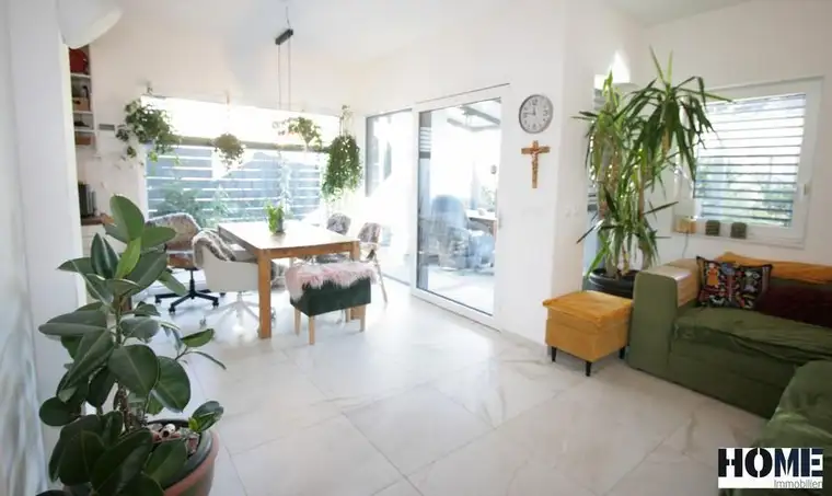 TOP PREIS!!familienfreundliche, moderne Doppelhaushälfte mit vielen Extras im italienischen Design