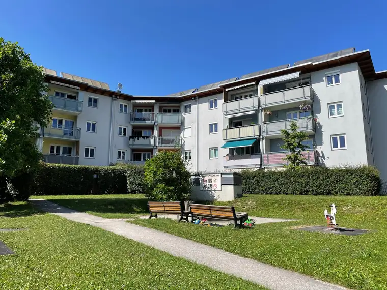 Wörgl Augasse: Tiefgaragenstellplatz in Bahnhofsnähe zu mieten