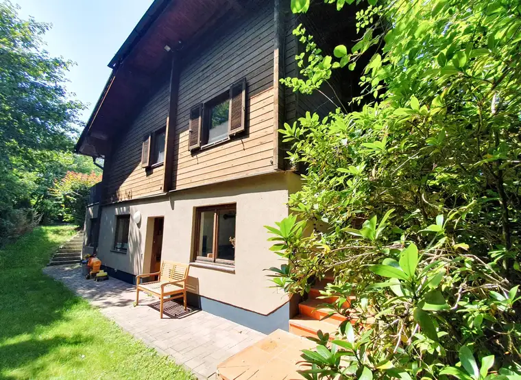 Naturliebhaber - Einfamilienhaus mit Einliegerwohnung - Seeham