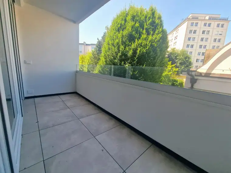 Exklusive 4-Zimmer Lifestyle-Wohnung mit Süd-West Loggia