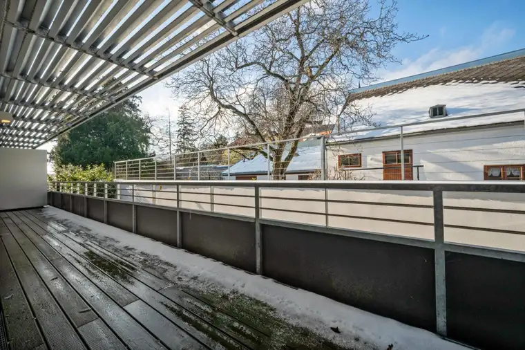 Westseitige 4 Zimmerwohnung im Zentrum von Gumpoldskirchen