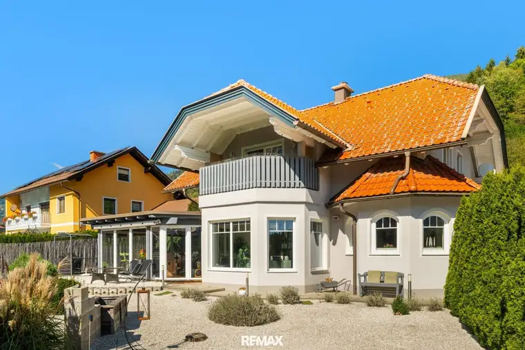 Stilvolles Einfamilienhaus mit gepflegtem Garten in Untertweng