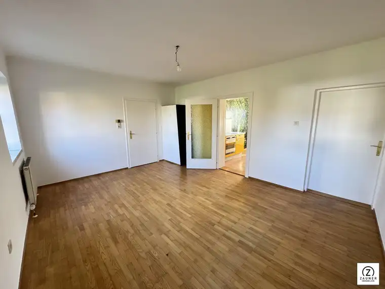 Zentral gelegene 4-Zi.-Wohnung in Neumarkt am Wallersee