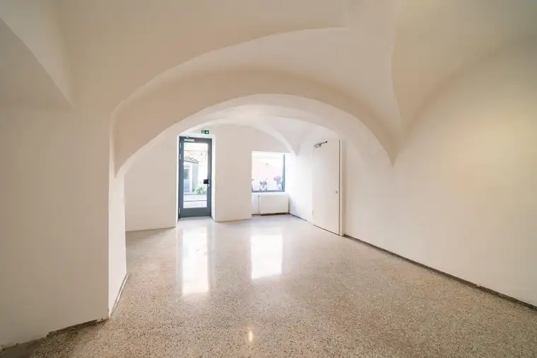 Stilvolle Geschäftsfläche im Zentrum von Graz – provisionsfrei, 48 m²