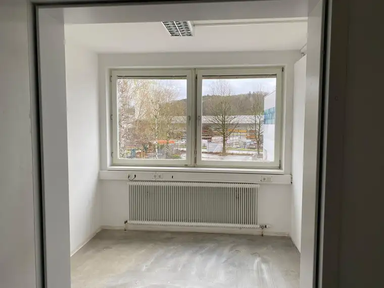 Büro/Freizeit-/ Hobby-/Lagerraum in Dietach zu vermieten!