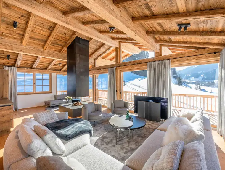 Tina Pühringer, LIVING DELUXE Real Estate GmbH