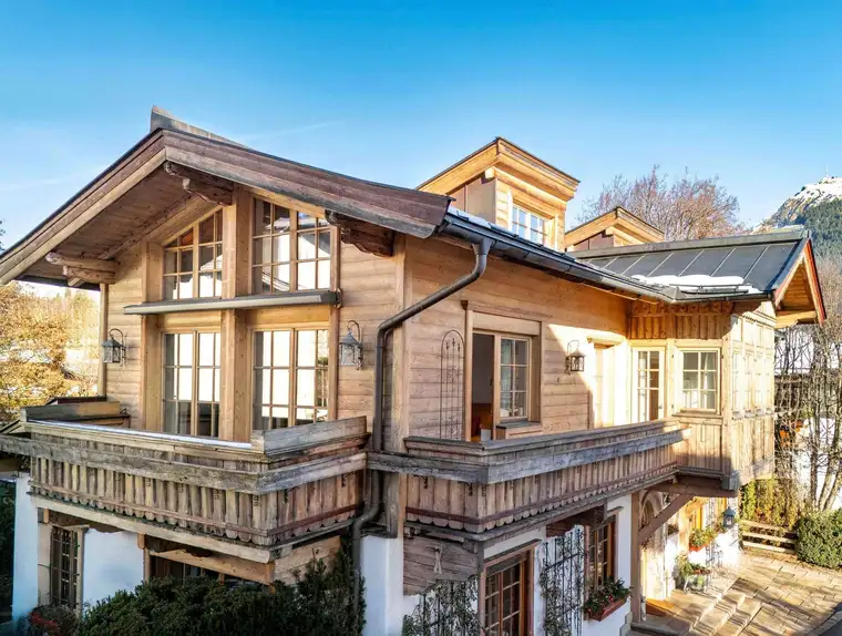 Nicola Knoll, LIVING DELUXE Real Estate GmbH