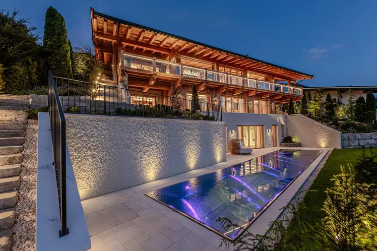 Nicola Knoll, LIVING DELUXE Real Estate GmbH