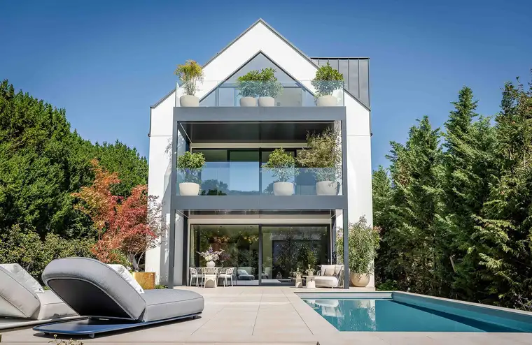 DI Susanne Thomanek, LIVING DELUXE Real Estate GmbH