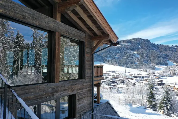 Nicola Knoll, LIVING DELUXE Real Estate GmbH