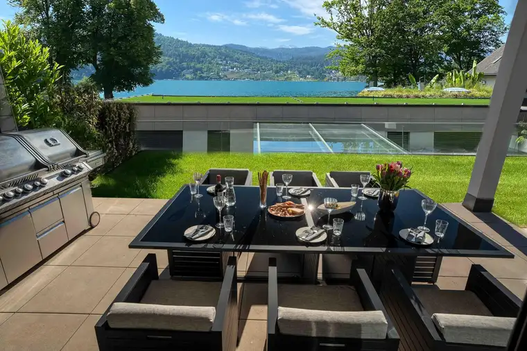 Alexander  Prager , LIVING DELUXE Real Estate GmbH