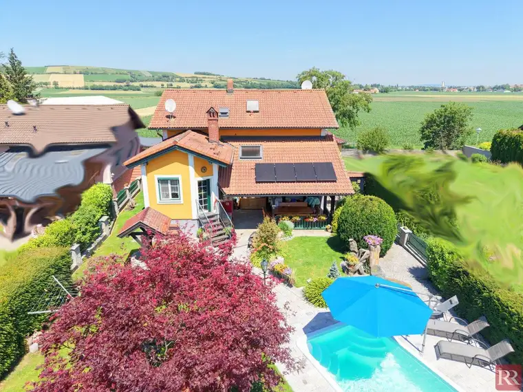 Großes Einfamilienhaus mit herrlicher Terrasse und vielen Extras