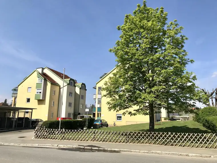 Lobmingerstraße 12 - Geförderte Erdgeschosswohnung - 3 Zimmer