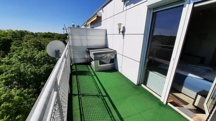 UNVERBAUBARER WEITBLICK IN GRÜNRUHELAGE MIT GROSSER TERRASSE