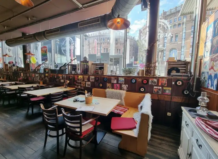 Gastronomielokal im ECO - EntertainmentCenterOst - beim Gasometer