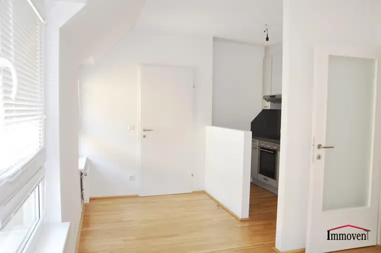 2-Zimmer-Dachgeschosswohnung mit idealer Raumaufteilung!